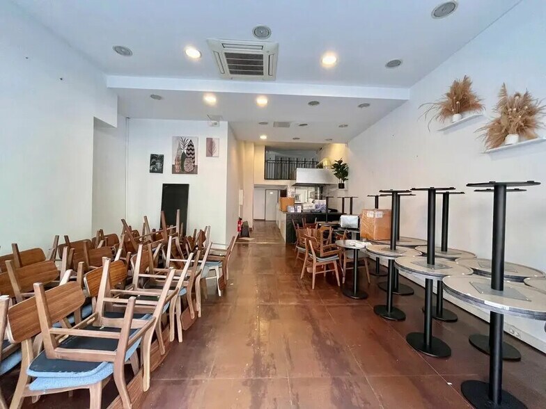 Local commercial dans Valbonne à vendre - Photo de l’immeuble – Image 1 sur 7