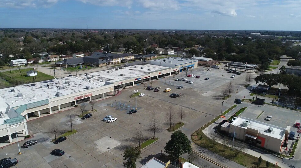 1318 W Airline Hwy, La Place, LA à louer - Photo de l’immeuble – Image 3 sur 7