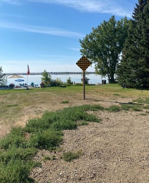 1 Bantry Bay, Newell County No 4, AB à vendre - Aérien – Image 3 sur 7
