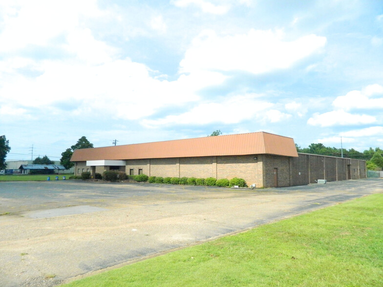 101 Bell Rd, Montgomery, AL à louer - Photo de l’immeuble – Image 1 sur 5