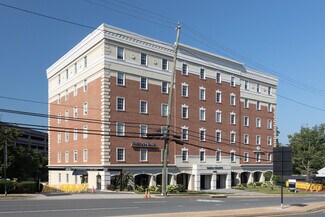 Plus de détails pour 10555 Main St, Fairfax, VA - Bureau, Local commercial à louer
