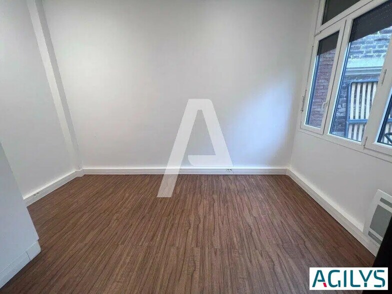 Bureau dans Ivry-sur-Seine à louer - Photo intérieure – Image 2 sur 4