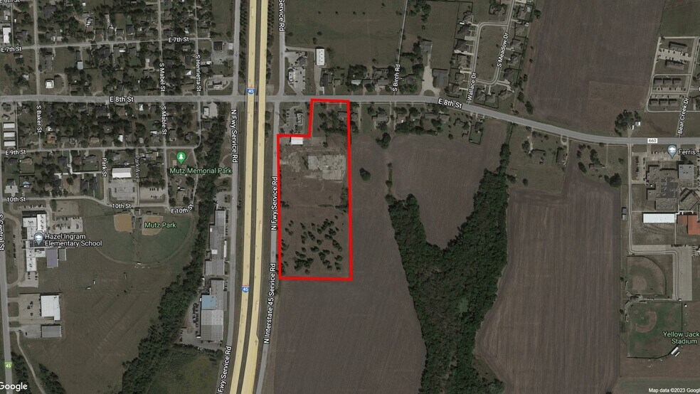 410 I-45 N, Ferris, TX à vendre - Photo de l’immeuble – Image 1 sur 3