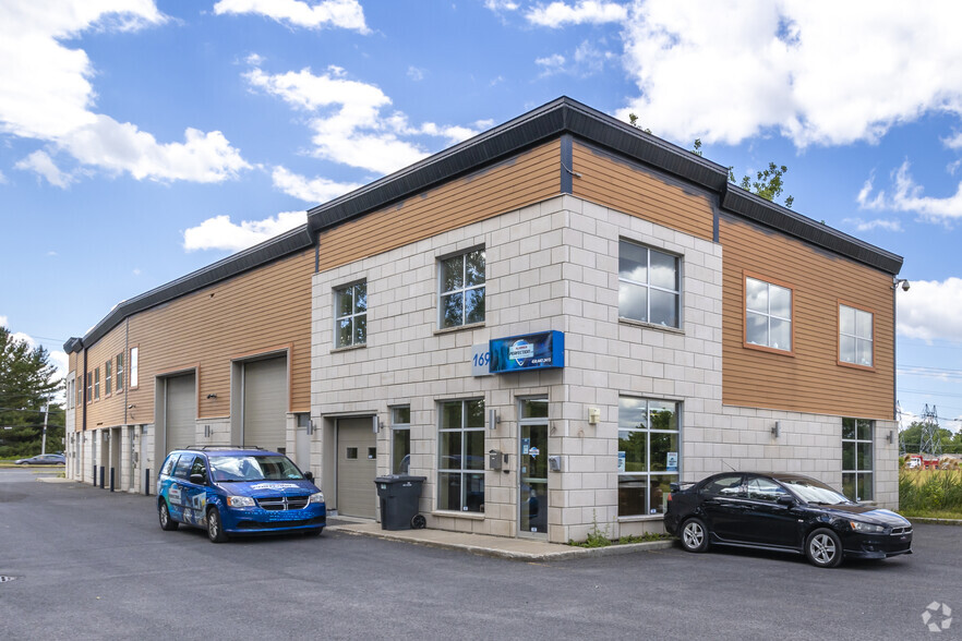 1691 Boul De Périgny, Chambly, QC à louer - Photo de l’immeuble – Image 2 sur 3