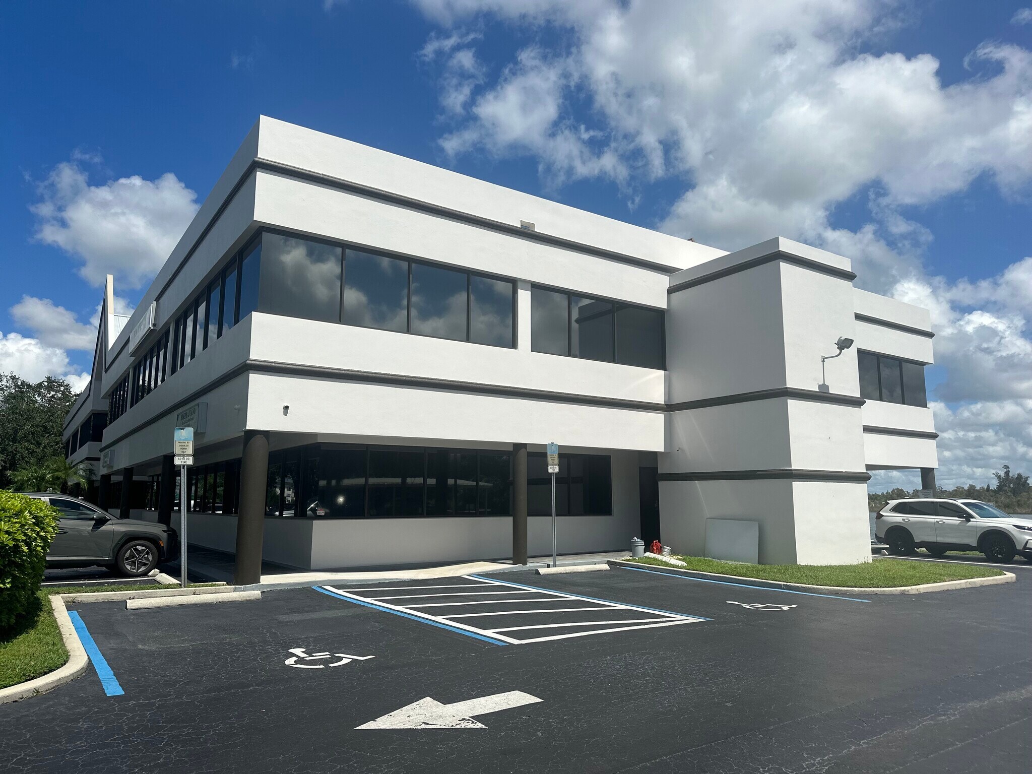 17595 S Tamiami Trl, Fort Myers, FL à louer Photo intérieure– Image 1 sur 5