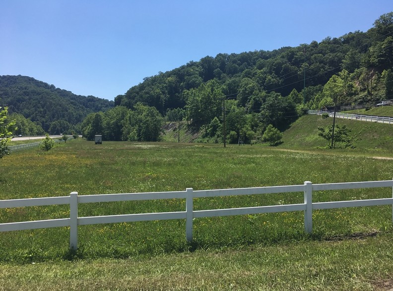 0 Tri Corner Rd, Danville, WV à louer - Photo principale – Image 1 sur 4