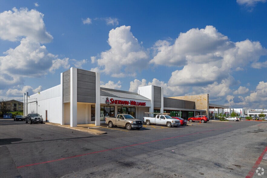 1255 SW Loop 410, San Antonio, TX à vendre - Photo de l’immeuble – Image 3 sur 4