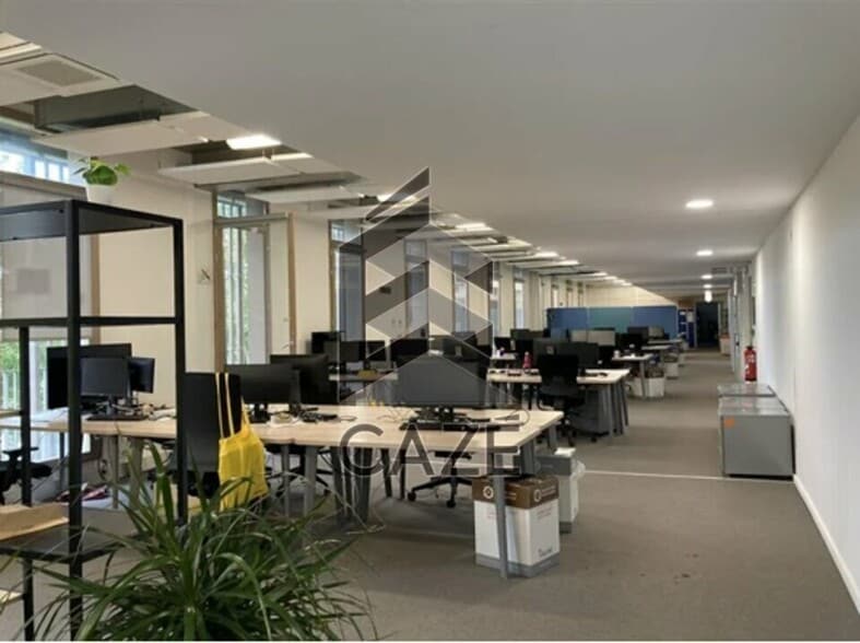 Bureau dans Bordeaux à louer - Photo intérieure – Image 3 sur 8