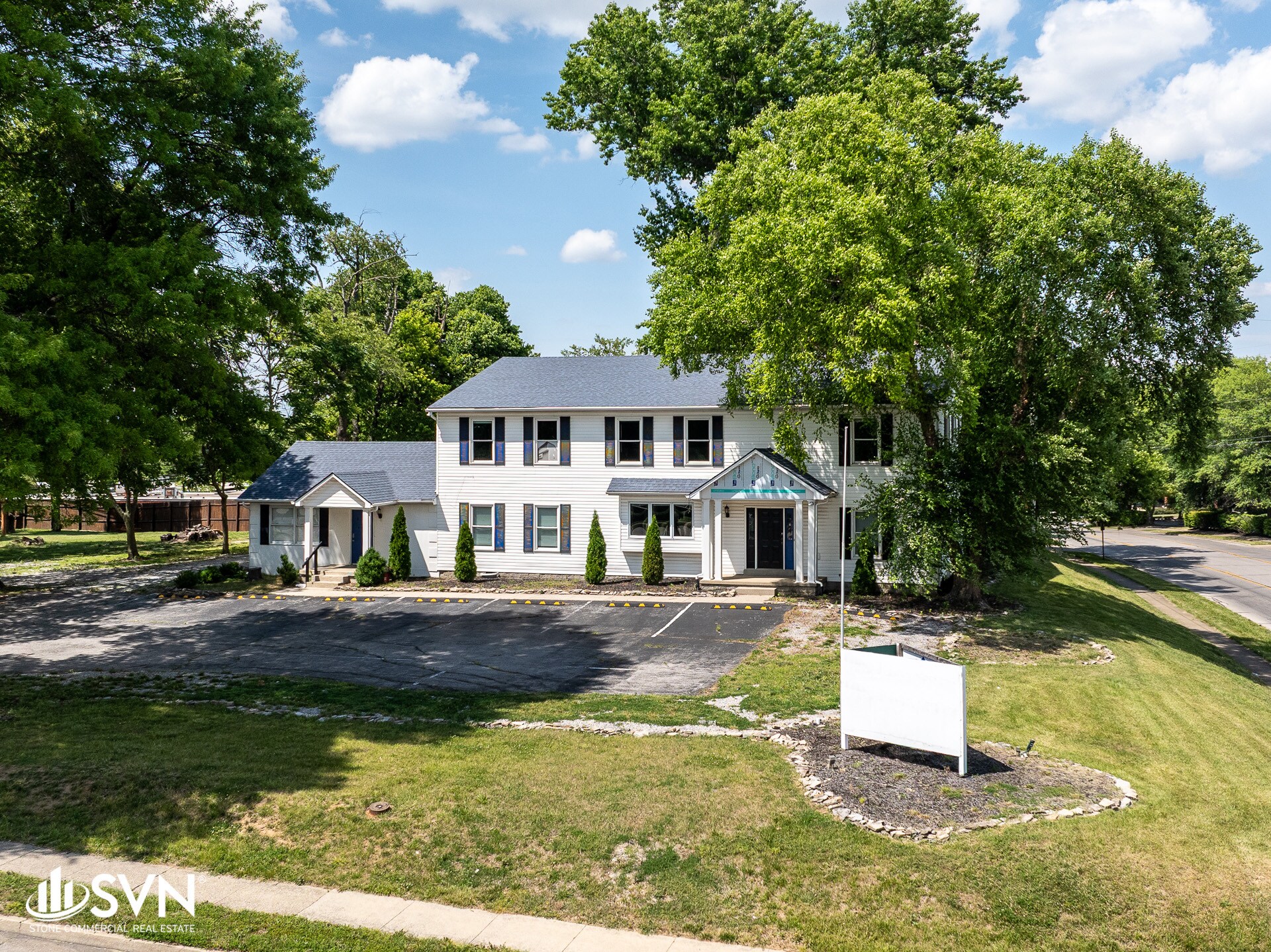 287 Pasadena Dr, Lexington, KY à louer Photo de l’immeuble– Image 1 sur 10