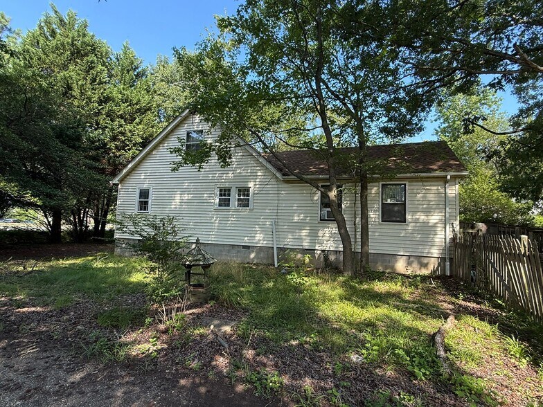 23092 Three Notch Rd, California, MD à vendre - Photo de l’immeuble – Image 2 sur 10