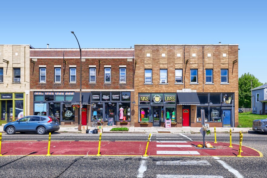 1155 7th St W, Saint Paul, MN à vendre - Photo de l’immeuble – Image 2 sur 23