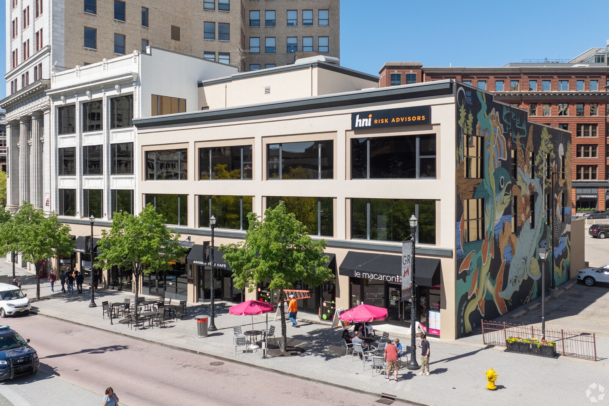 140 Monroe Center St NW, Grand Rapids, MI à louer Photo principale– Image 1 sur 10