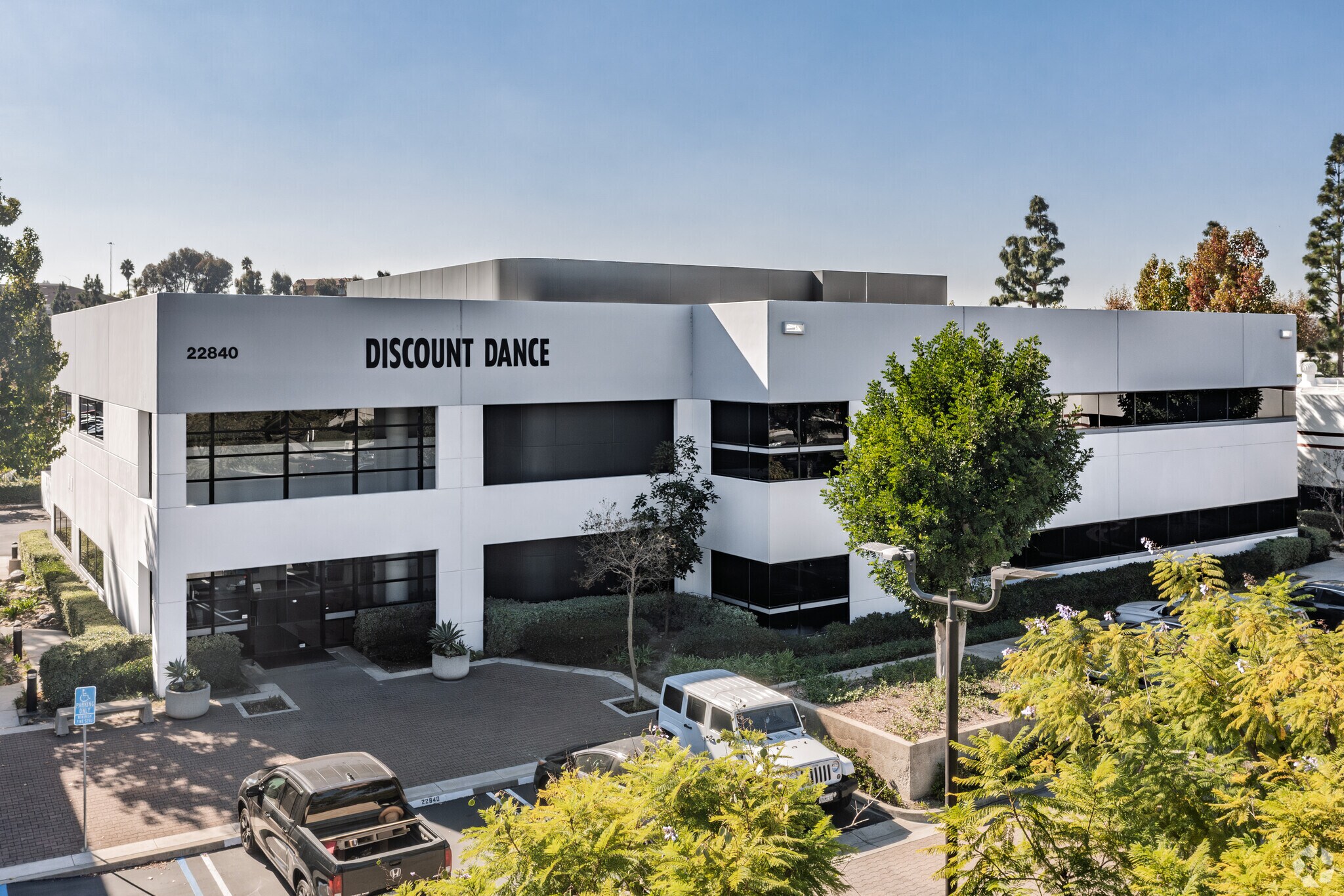 22840 Savi Ranch Pky, Yorba Linda, CA à louer Photo principale– Image 1 sur 7