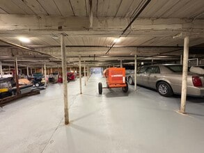 81 Elm St, Biddeford, ME à vendre Photo intérieure– Image 1 sur 4