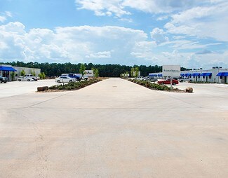 Plus de détails pour 13610 Poplar Cir, Conroe, TX - Différents types d’espaces à louer