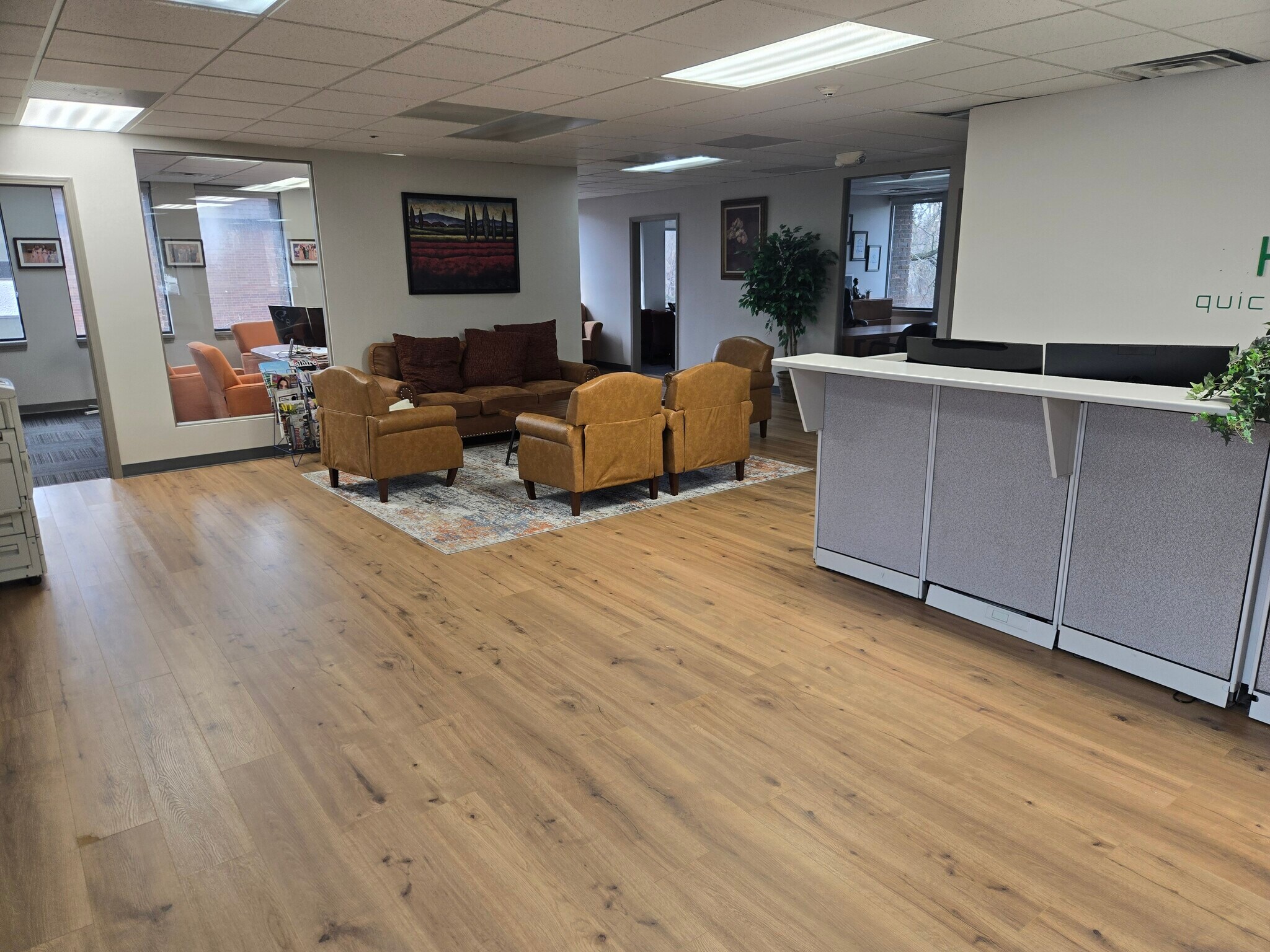 261 E Lake St, Bloomingdale, IL à louer Photo intérieure– Image 1 sur 10