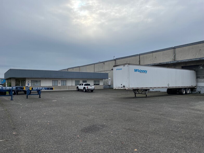 2330 Port of Tacoma Rd, Tacoma, WA à louer - Photo de l’immeuble – Image 2 sur 7