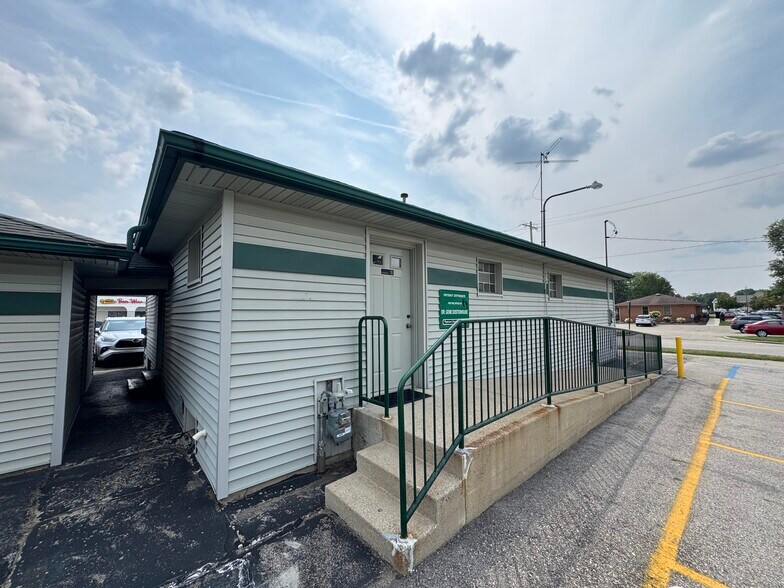 669 Baldwin St, Jenison, MI à vendre - Photo de l’immeuble – Image 3 sur 7