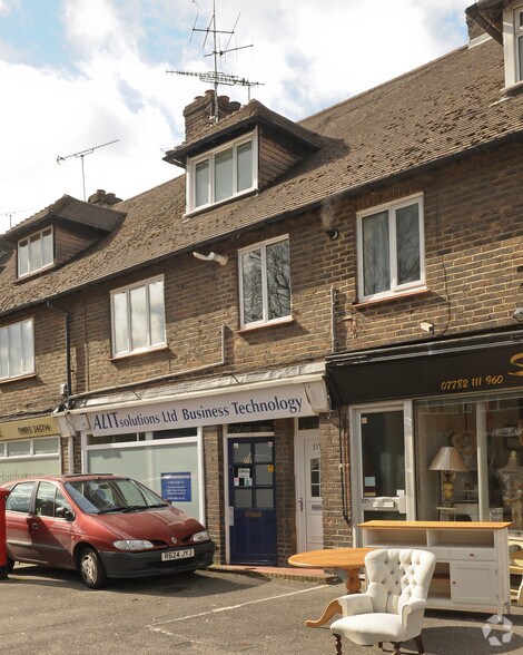 219 Croydon Rd, Caterham à vendre - Photo de l’immeuble – Image 1 sur 3