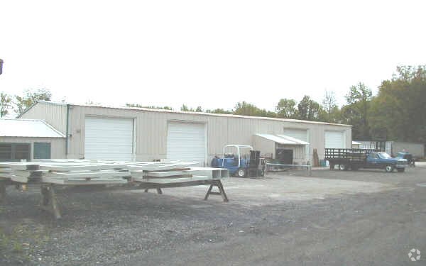 732 Grantham Ln, New Castle, DE à louer - Photo de l’immeuble – Image 3 sur 4