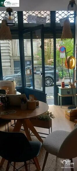 Local commercial dans Nantes à louer - Photo de l’immeuble – Image 3 sur 3