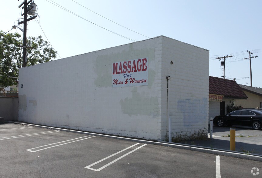 1331 W Blaine St, Riverside, CA à louer - Photo de l’immeuble – Image 2 sur 5