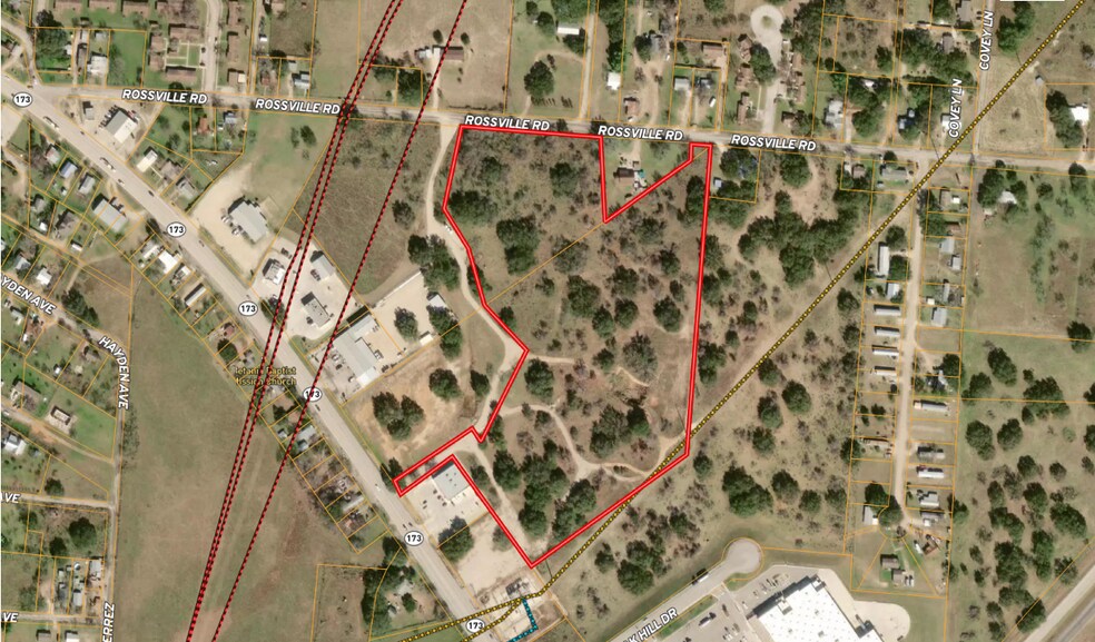 000 Rosssville, Devine, TX à vendre - Photo de l’immeuble – Image 1 sur 10