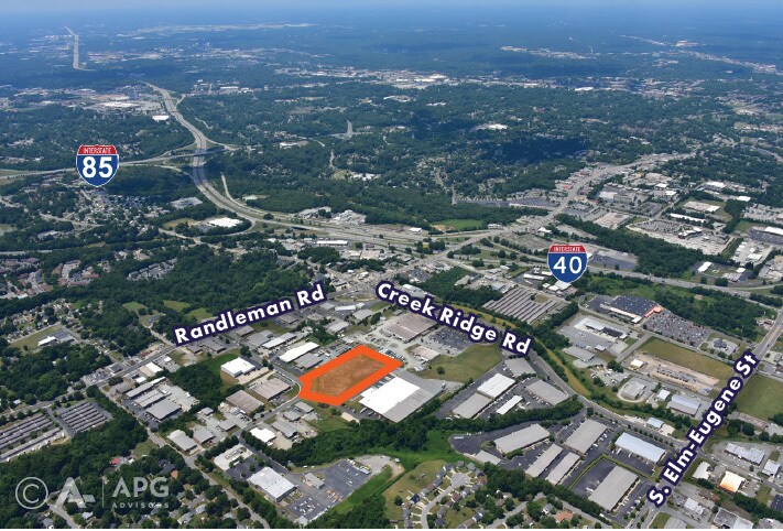 2511 Greengate Dr, Greensboro, NC à louer Photo de l’immeuble– Image 1 sur 5