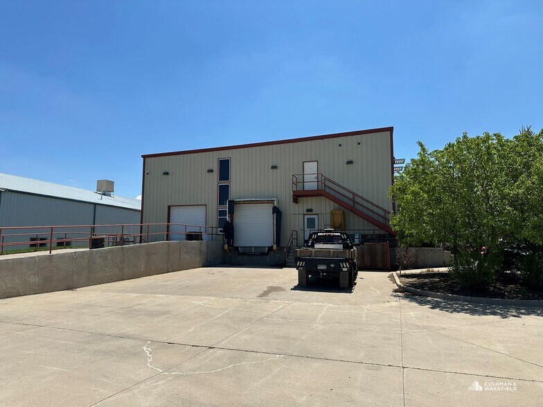 250 Perry Ln, Dacono, CO à louer - Photo de l’immeuble – Image 3 sur 5