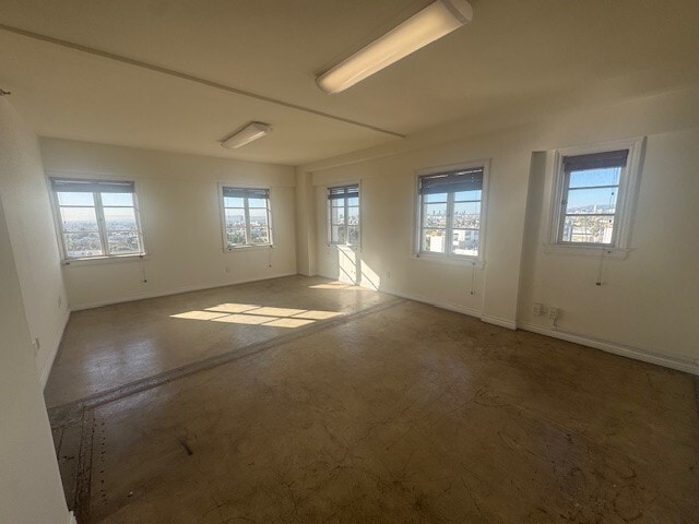 6525 W Sunset Blvd, Los Angeles, CA à louer Photo intérieure– Image 1 sur 4