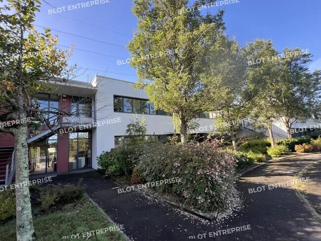 Plus de détails pour Bureau à vendre