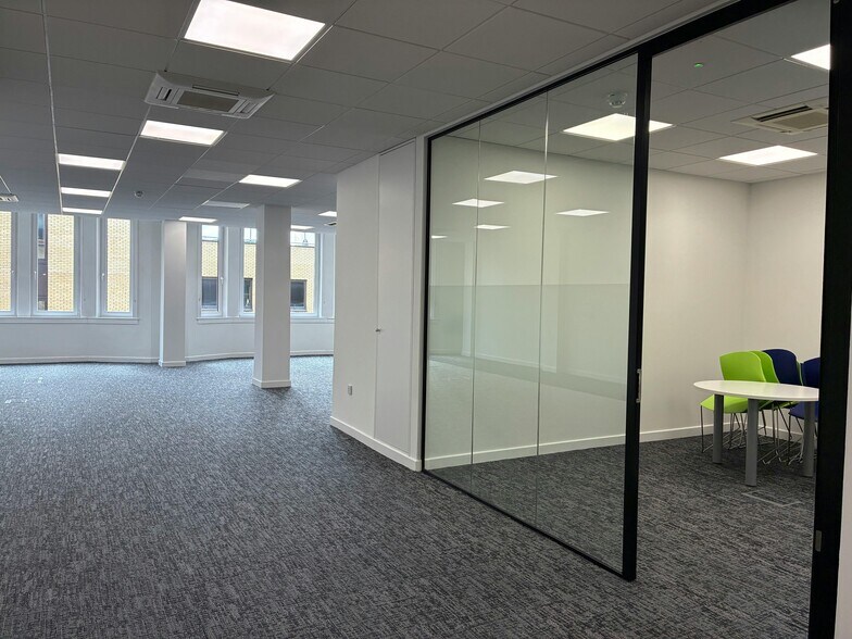 177 West George St, Glasgow à louer - Photo de l’immeuble – Image 3 sur 14