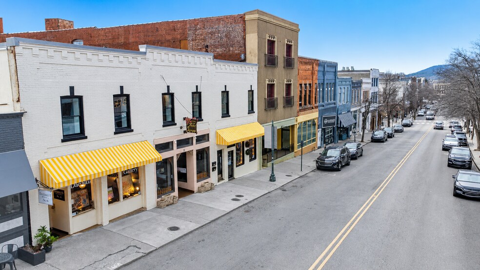 9-13 Broadway St, Asheville, NC à vendre - Photo de l’immeuble – Image 2 sur 26