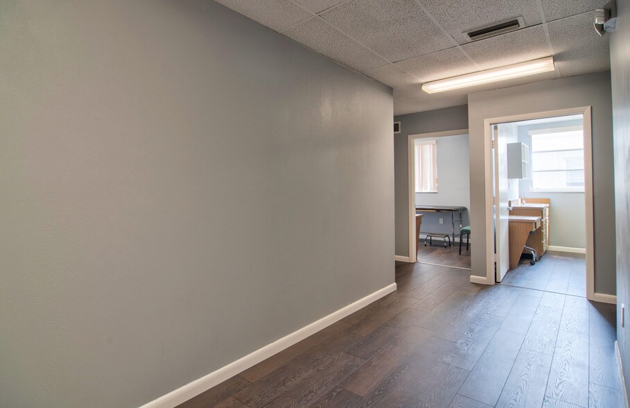 Northside Professional Complex, Saint Petersburg, FL à louer - Photo intérieure – Image 3 sur 61