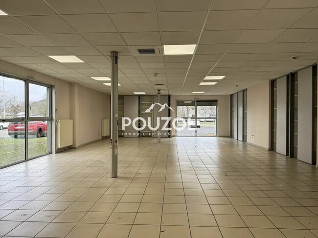 Plus de détails pour Bureau à louer