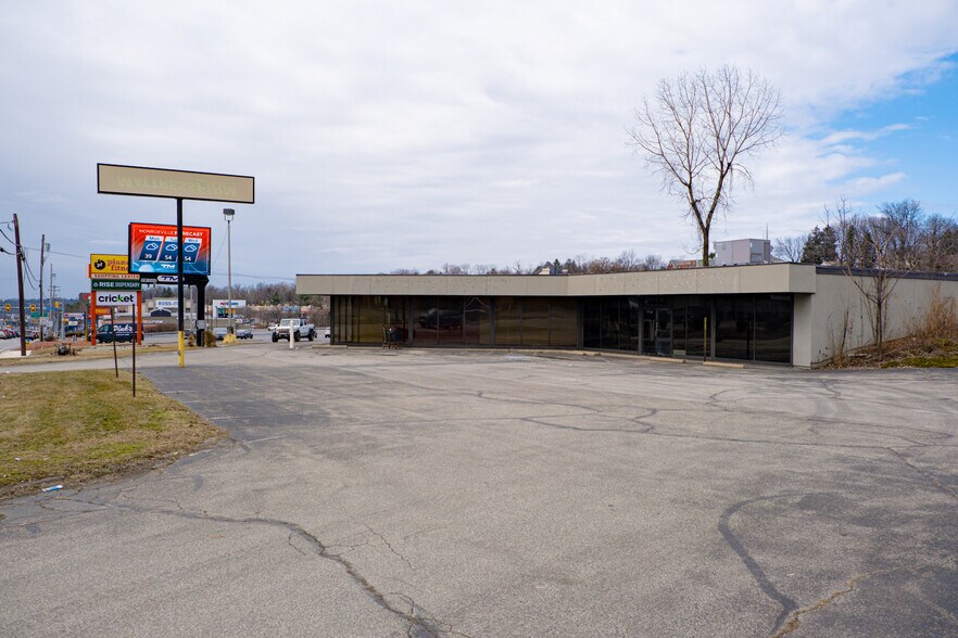 3843 William Penn Hwy, Monroeville, PA à louer - Photo de l’immeuble – Image 2 sur 3