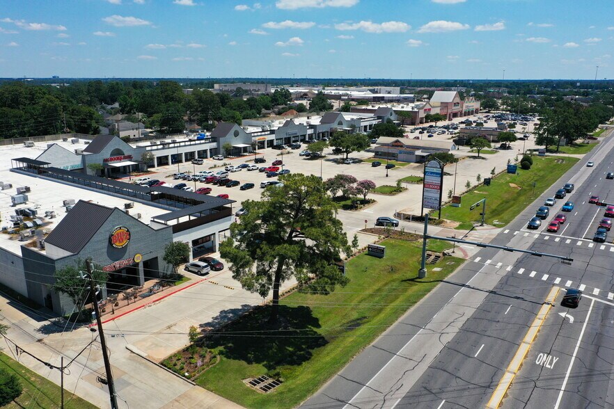 9715-9785 E FM-1960 By pass, Humble, TX à louer - Photo de l’immeuble – Image 1 sur 46