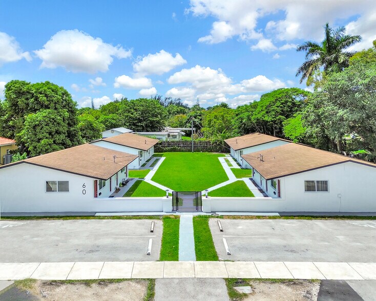 60-74 NW 161st St, Miami, FL à vendre - Photo de l’immeuble – Image 3 sur 9