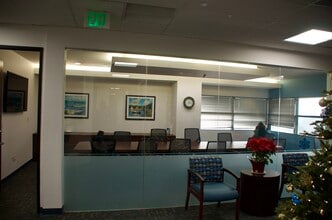 1501 Hughes Way, Long Beach, CA à louer Photo intérieure– Image 2 sur 34