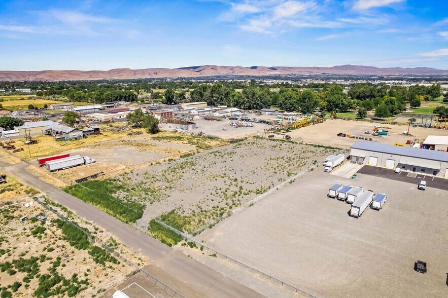 NKA Industrial Way way, Union Gap, WA à vendre - Photo de l’immeuble – Image 3 sur 4