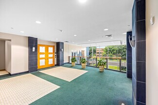 Plus de détails pour 350 Fellowship Rd, Mount Laurel, NJ - Bureau, Local d'activités à louer