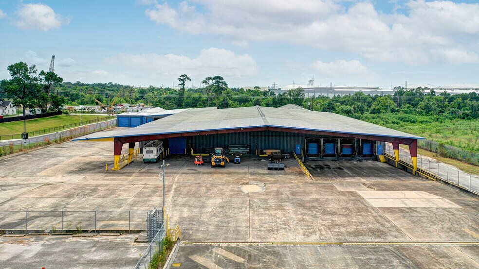 15221 Market St, Channelview, TX à louer - Photo de l’immeuble – Image 3 sur 26
