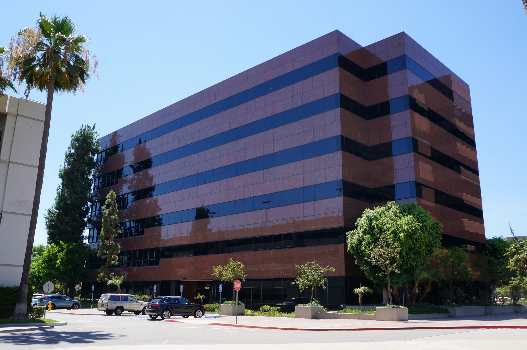 5000 E Spring St, Long Beach, CA à louer Photo intérieure– Image 1 sur 1