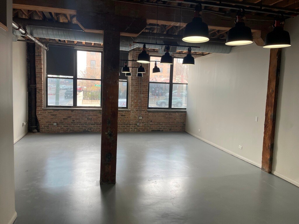 348 N Ashland Ave, Chicago, IL à louer Photo intérieure– Image 1 sur 3