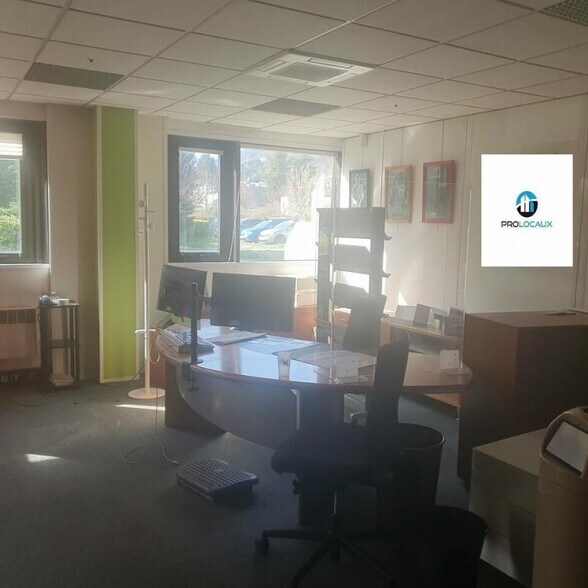 Bureau dans Seyssinet-Pariset à vendre - Photo de l’immeuble – Image 3 sur 12