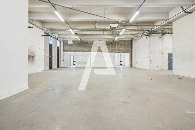Plus de détails pour 14 Rue De Villeneuve, Rungis - Local d'activités à louer