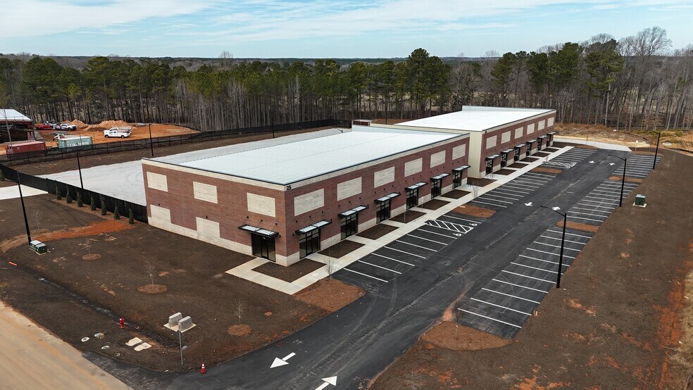 25 Cascade ct, Youngsville, NC à louer - Photo de l’immeuble – Image 3 sur 15