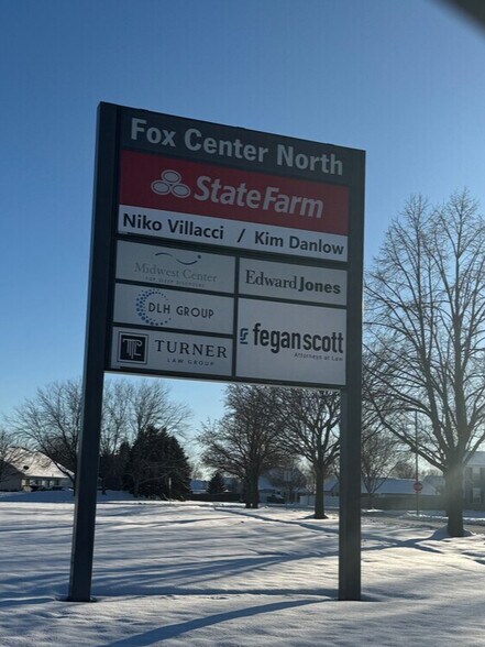 1448-1458 Sycamore Rd, Yorkville, IL à louer - Photo de l’immeuble – Image 2 sur 10