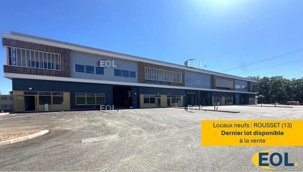 Local d'activités dans Rousset à vendre - Photo de l’immeuble – Image 1 sur 5