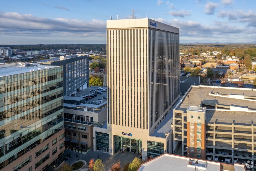 101 N Main St, Greenville, SC à louer - Aérien – Image 2 sur 13